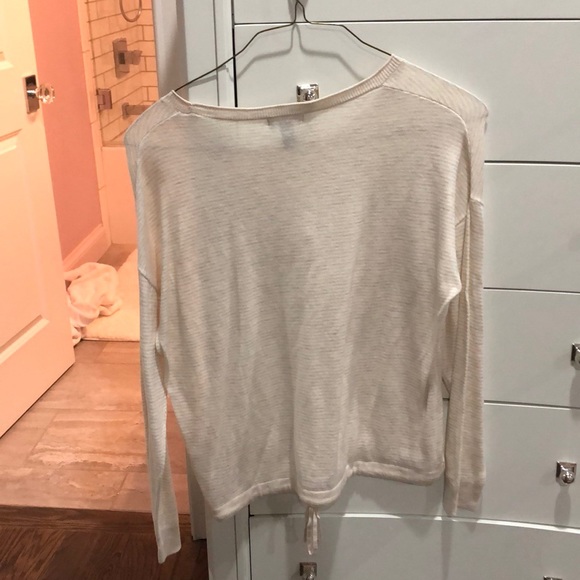 NWT Gap Long Sleeve Shirt w Draw String - Picture 2 of 3